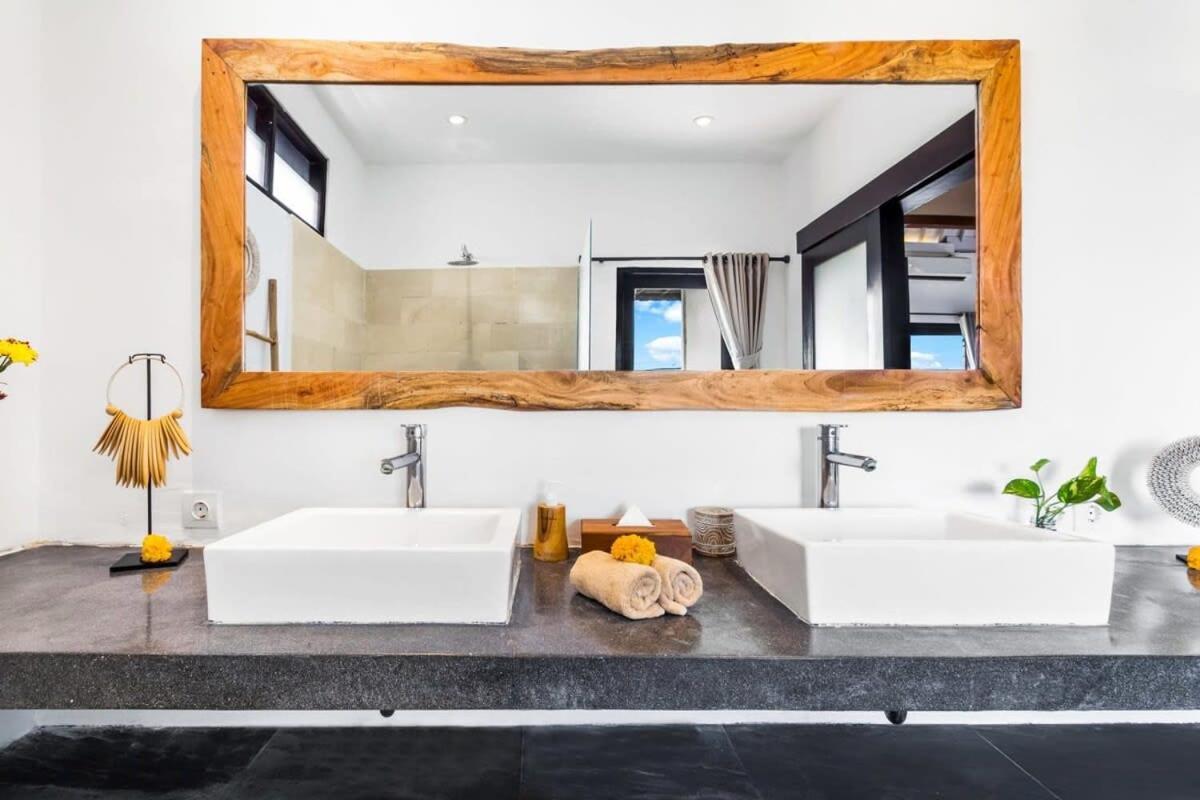 Villa New York - 4 Bdr Pool Luxury Villa, Next To The Forge Bali Seminyak Exterior foto