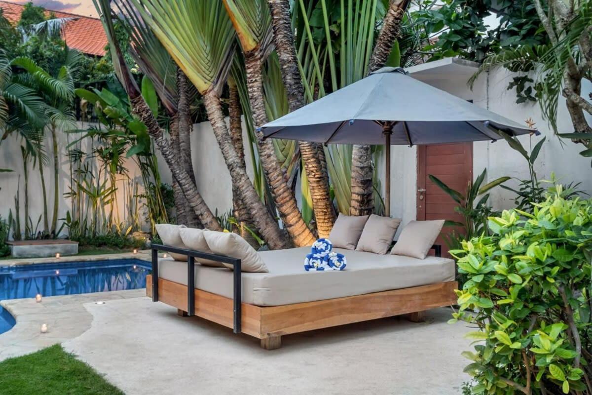 Villa New York - 4 Bdr Pool Luxury Villa, Next To The Forge Bali Seminyak Exterior foto